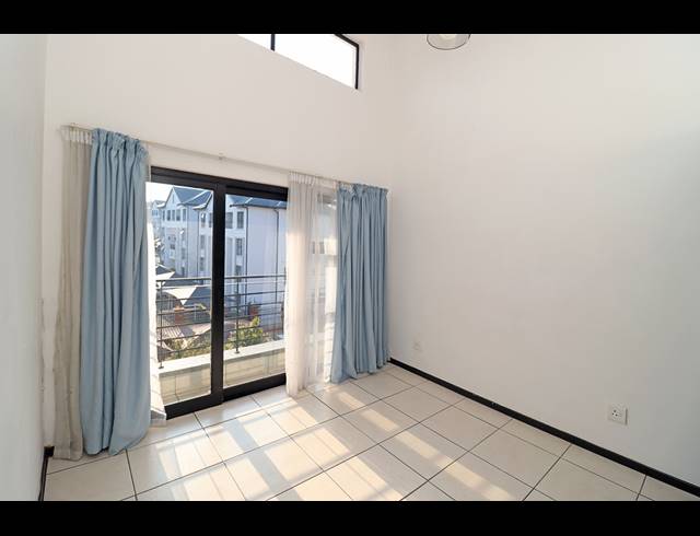 1 BEDROOM APARTMENT FOR SALE IN GREENSTONE HILL